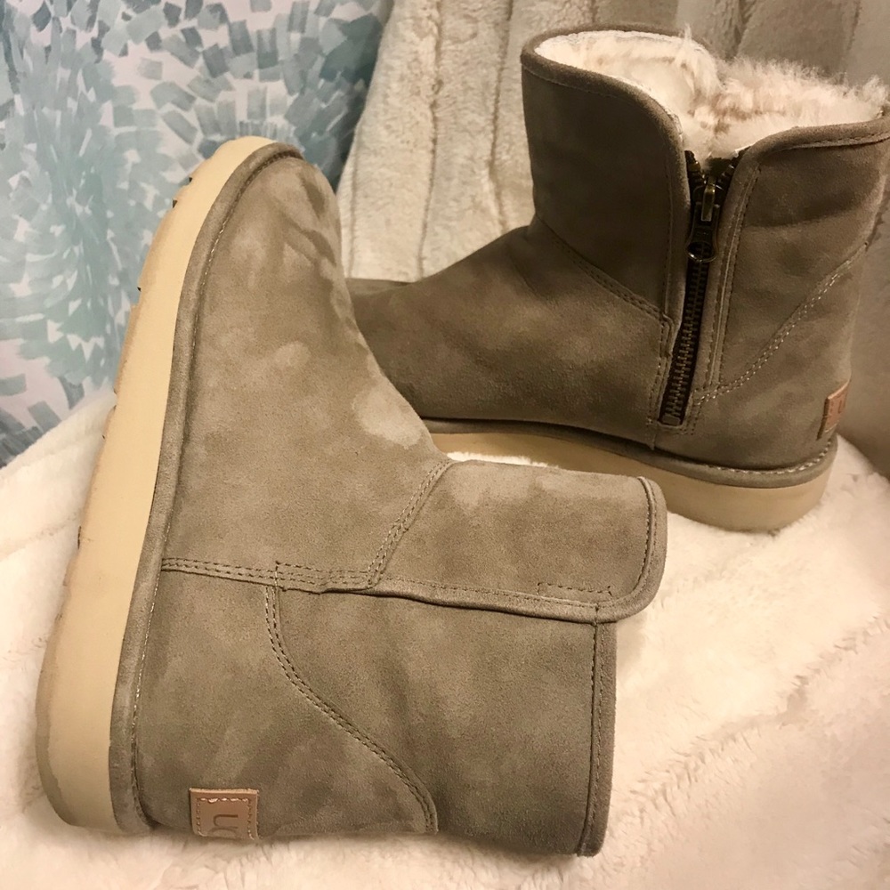 UGGS Excellent condition!